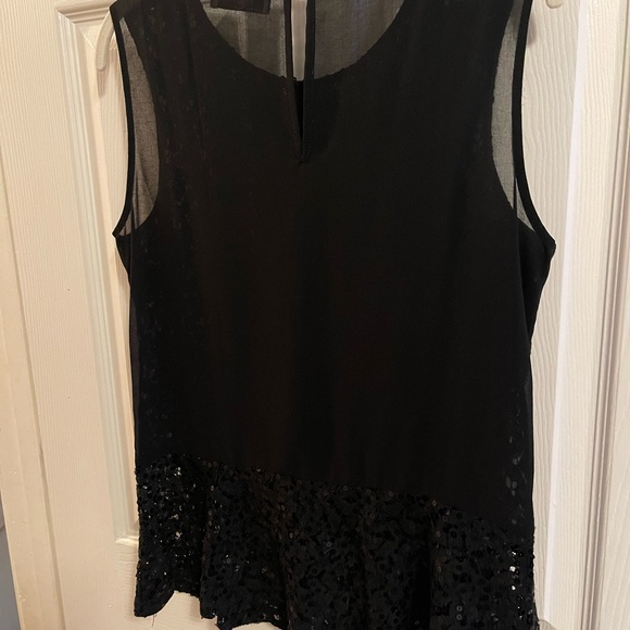 Sequence Top Size Small - Picture 10 of 12